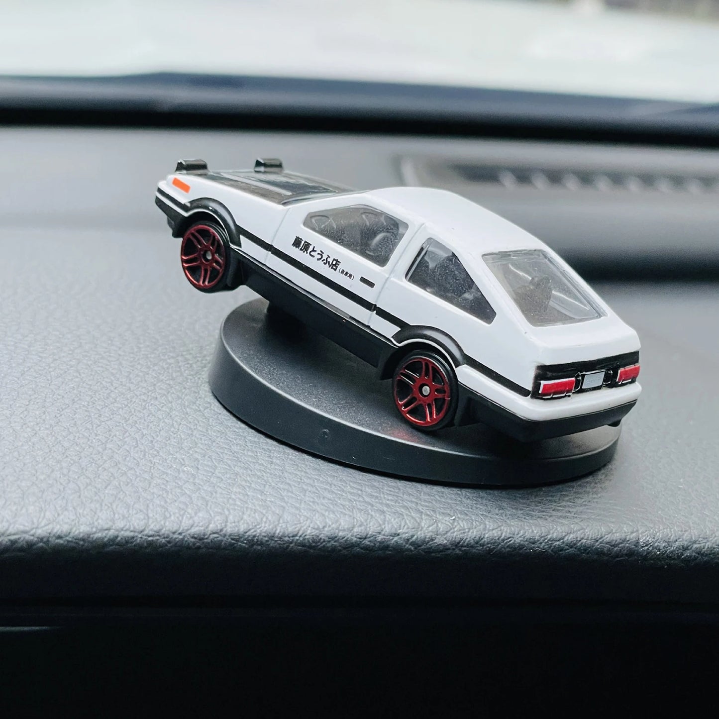 Initial D AE86 Alloy Car Models Toys Metal Diecast Initial D Exquisite Workmanship Car Toys for Kids Gifts Fujiwara Tofu