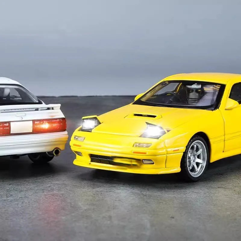 Miniatures 1:32 Mazda RX7 RX-7 FC INITIAL D Alloy Metal Diecast Car Model Toy Sound & Light Vehicle Toys for Boy Children Gifts